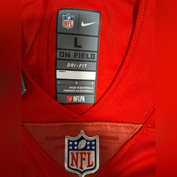 A Nike official NFL San Francisco 49ers #31 Mostert jersey in a men's size large - Picture 3 of 7